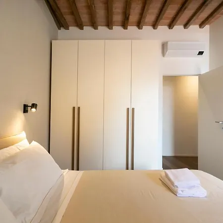 Apartment Palazzo Rinuccini - Cecco