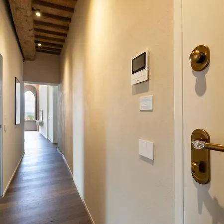 Apartment Palazzo Rinuccini - Cecco *