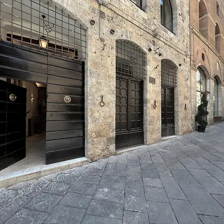 Palazzo Rinuccini - Cecco Apartment Siena